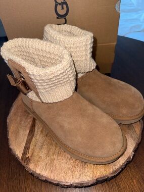 UGG Chestnut Suede Knit Cuff Short Boot
